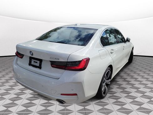 Certified 2024 BMW 330i Sedan w/ Convenience Package image 4