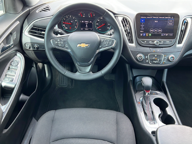 Used 2024 Chevrolet Malibu RS FWD image 13