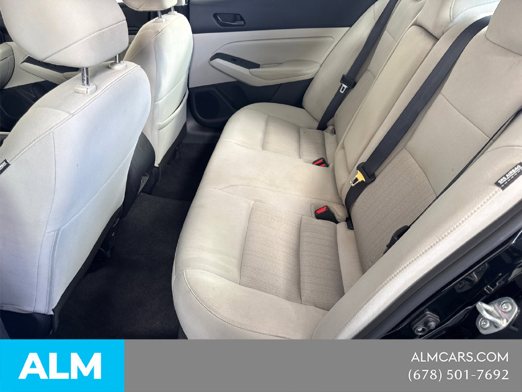 Used 2025 Nissan Altima 2.5 SV FWD image 23