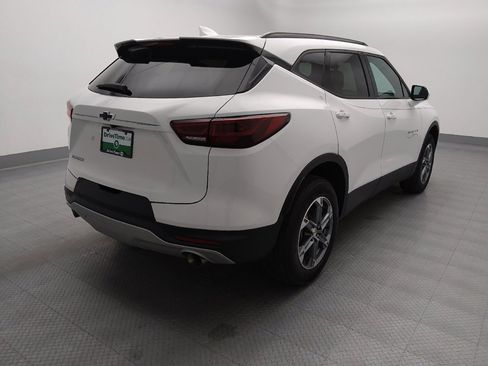 Used 2024 Chevrolet Blazer LT w/ Convenience Package FWD image 9