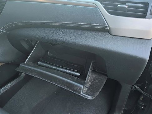 Used 2019 GMC Yukon Denali w/ Denali Ultimate Package image 34