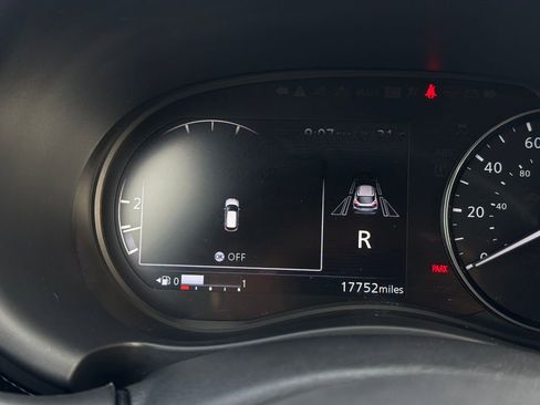 Used 2023 Nissan Kicks SV image 18