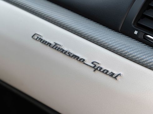 Used 2016 Maserati GranTurismo Sport image 29
