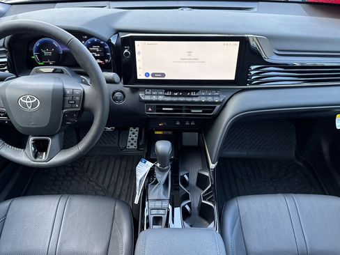 Certified 2025 Toyota Camry XSE image 18