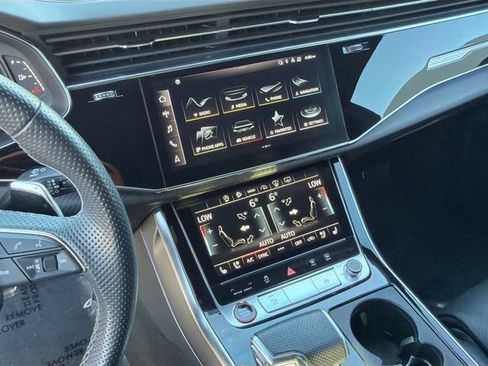 Used 2022 Audi RS Q8 AWD/4WD image 27
