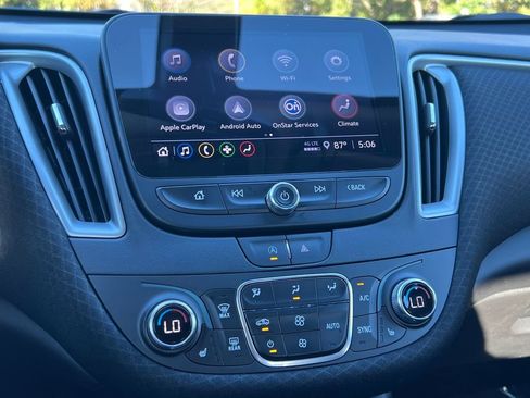 Used 2022 Chevrolet Malibu LT image 21