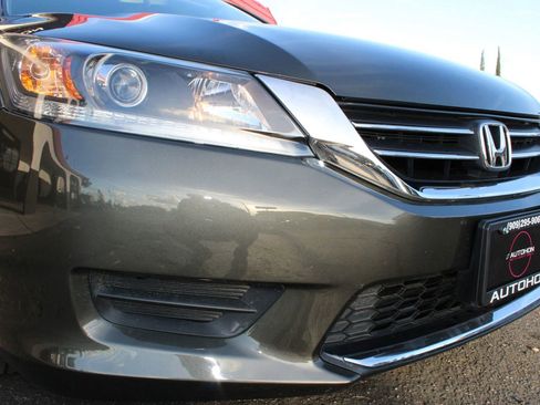 Used 2013 Honda Accord LX image 5