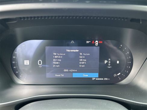 New 2026 Volvo XC40 B5 Ultra w/ Climate Package image 19