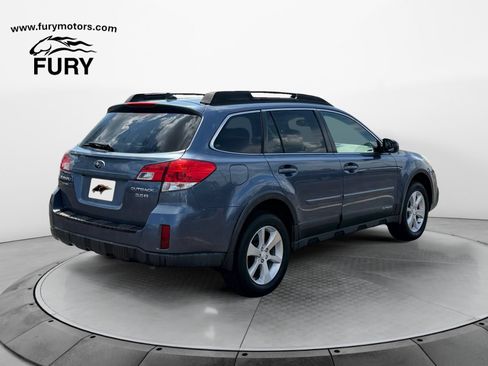 Used 2014 Subaru Outback 3.6R Limited AWD/4WD image 3