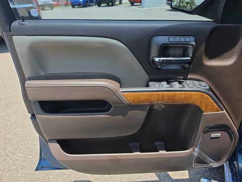 Used 2018 GMC Sierra 1500 SLT w/ SLT Premium Package RWD image 18