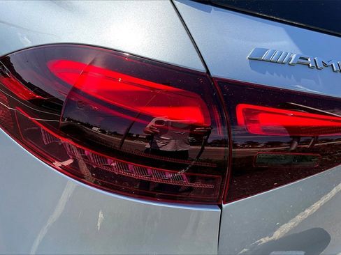 Used 2025 Mercedes-Benz GLE 53 AMG 4MATIC image 24