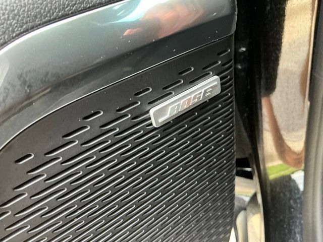 Used 2024 Chevrolet Traverse RS w/ LPO, Floor Liner Package AWD/4WD image 34
