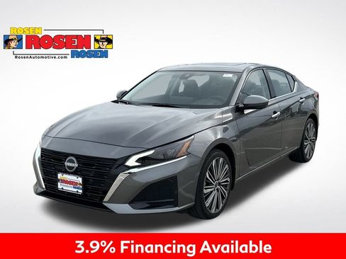 New 2025 Nissan Altima 2.5 SL image 1