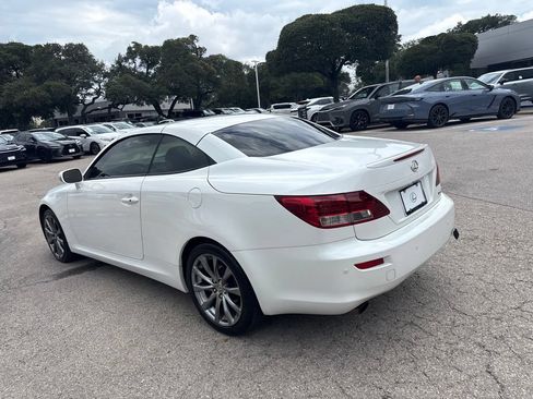 Used 2014 Lexus IS 250C w/ Luxury Package RWD image 3