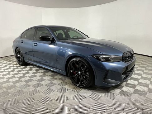 Used 2025 BMW M340i w/ Premium Package image 6