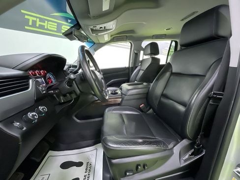 Used 2019 Chevrolet Tahoe LT image 17
