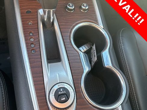 Used 2020 Nissan Pathfinder Platinum image 15