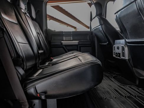 Used 2019 Ford F250 4x4 Crew Cab Super Duty image 34