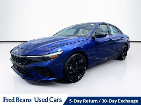 Used 2026 Hyundai Elantra SEL Sport Premium w/ Cargo Package FWD image 3