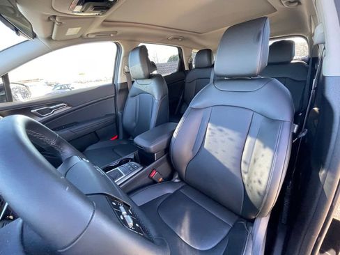 New 2026 Kia Sportage EX w/ EX Panorama Roof Package image 22