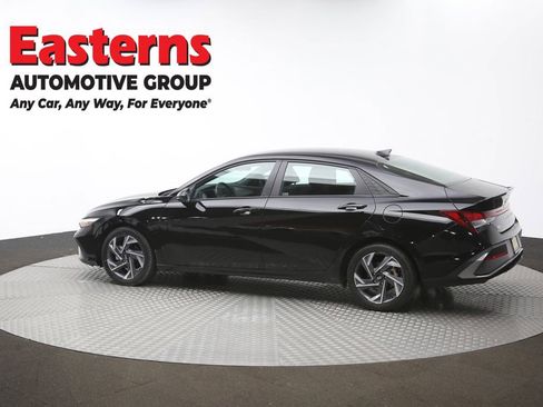 Used 2025 Hyundai Elantra Sport w/ Cargo Package image 61