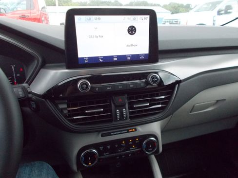 Used 2023 Ford Escape Active image 10