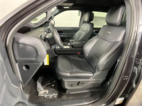 New 2026 Ford Expedition Platinum w/ Stealth Appearance Package image 30