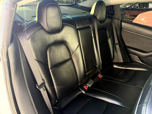 Used 2020 Tesla Model 3 Long Range image 35