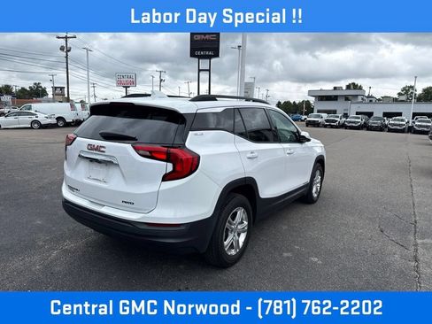 Certified 2020 GMC Terrain SLE w/ Driver Convenience Package AWD/4WD image 5