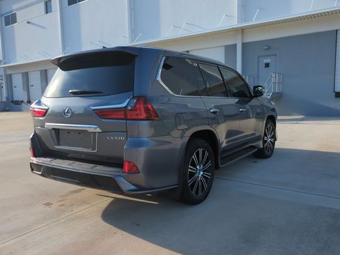 Used 2020 Lexus LX 570 4WD w/ Sport Package image 5
