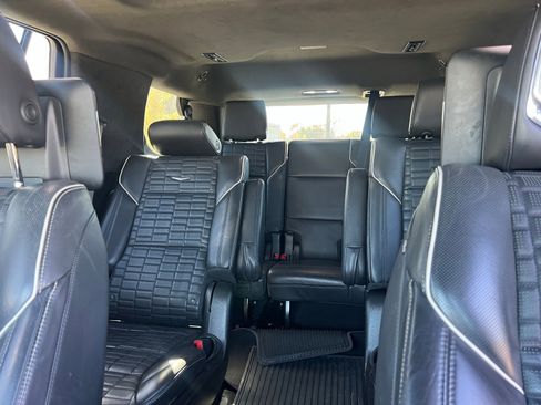 Used 2021 Cadillac Escalade Sport Platinum image 40