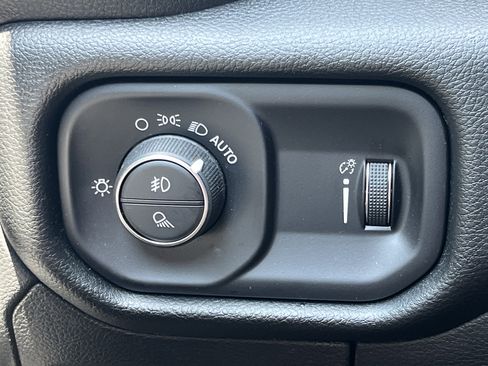 Used 2022 RAM 1500 Big Horn RWD image 14