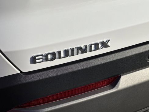 New 2026 Chevrolet Equinox LT image 26