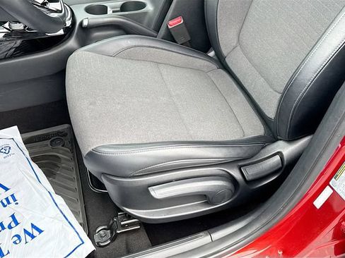 Used 2023 Kia Seltos S AWD/4WD image 18