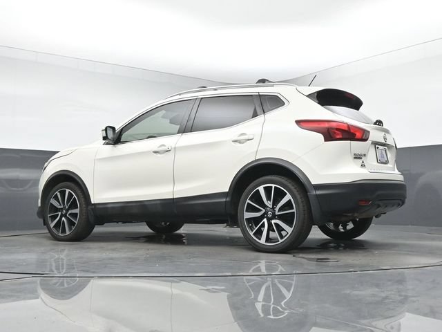 Used 2017 Nissan Rogue Sport SL w/ SL Premium Package AWD/4WD image 14