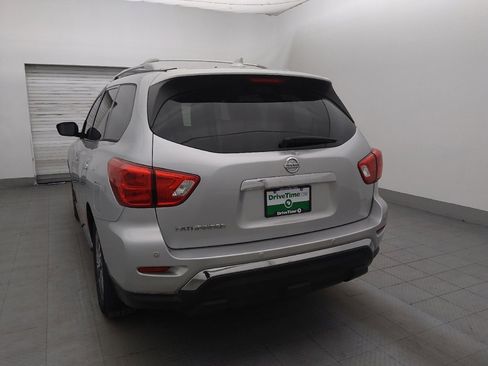 Used 2019 Nissan Pathfinder S FWD image 5
