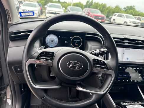 Used 2024 Hyundai Tucson Limited FWD image 11