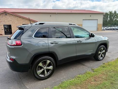 Used 2020 Jeep Cherokee Limited AWD/4WD image 4