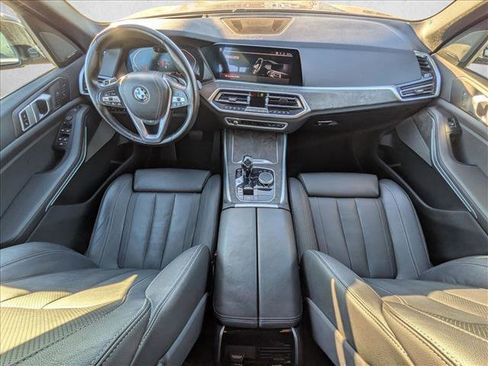 Used 2019 BMW X5 xDrive40i w/ Executive Package image 18
