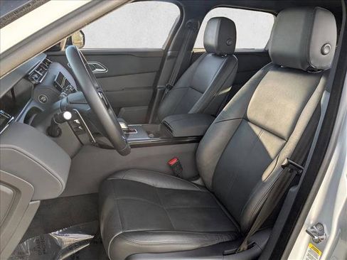 Used 2025 Land Rover Range Rover Velar Dynamic SE image 16