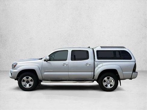 Used 2013 Toyota Tacoma 4x4 Double Cab w/ TRD Sport Pkg image 8
