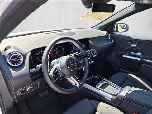 New 2026 Mercedes-Benz GLA 250 4MATIC image 3