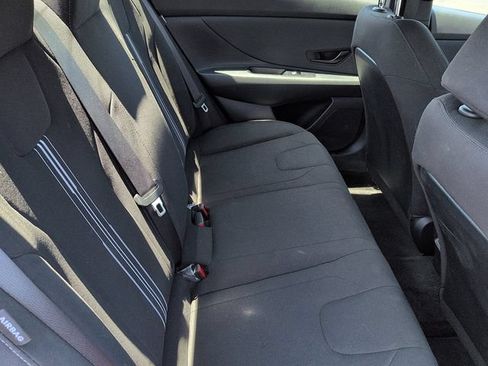 Used 2025 Hyundai Elantra Sport FWD image 11