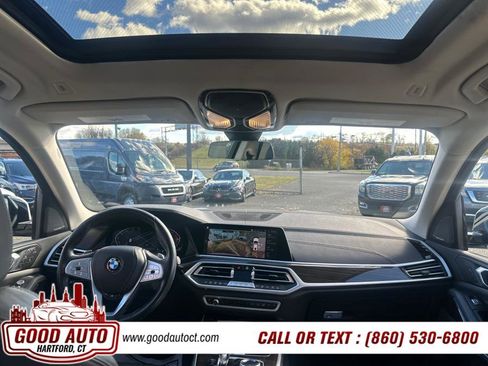 Used 2021 BMW X7 xDrive40i w/ Executive Package image 19