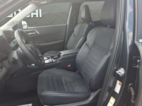 Used 2025 Mitsubishi Outlander SE AWD/4WD image 23