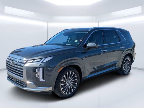 Used 2024 Hyundai Palisade Calligraphy FWD image 7