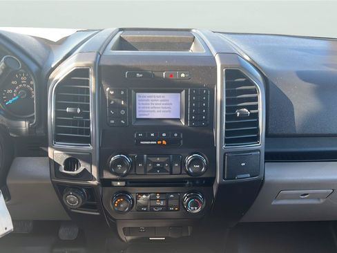 Used 2018 Ford F150 XLT w/ Equipment Group 301A Mid RWD image 10