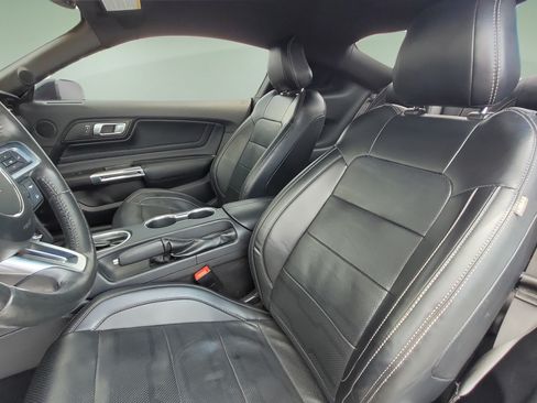 Certified 2019 Ford Mustang GT Premium w/ GT Performance Package RWD image 26