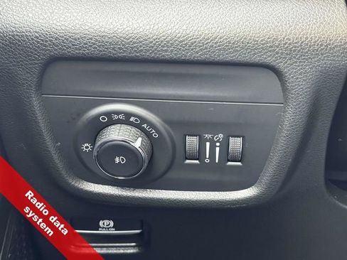 New 2025 Jeep Grand Cherokee L Limited w/ Black Appearance Package image 19