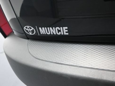 Used 2025 Ford Escape ST-Line FWD image 39